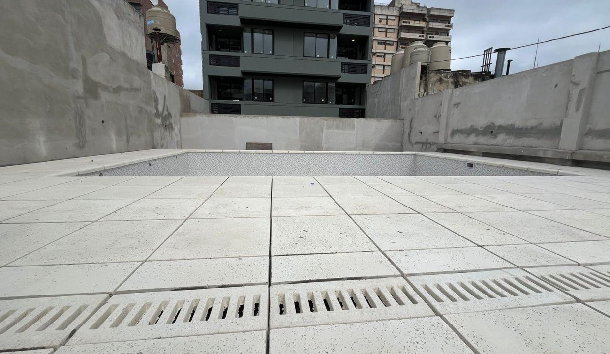 6611363_59811626330528214699473416533104302675032019974521684975424818828800101139667